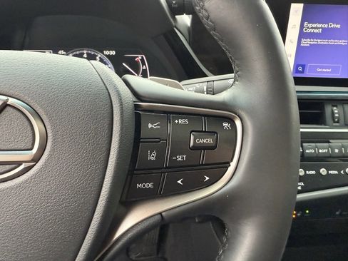 Used 2023 Lexus ES 250 w/ Premium Package image 32