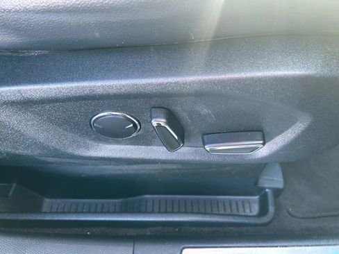 Used 2017 Ford Edge Titanium w/ Equipment Group 301A image 36