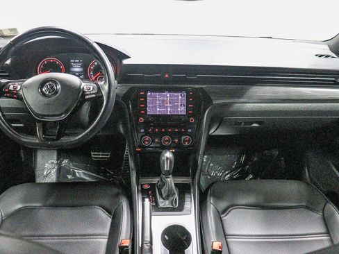 Used 2022 Volkswagen Passat 2.0T R-Line FWD image 14