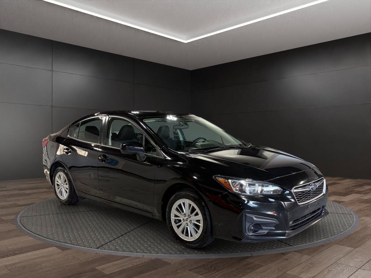 Used 2017 Subaru Impreza 2.0i Premium AWD/4WD image 2