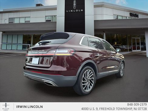 Certified 2020 Lincoln Nautilus Reserve image 20