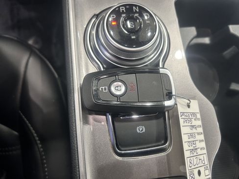 Certified 2024 Ford Edge SEL image 23