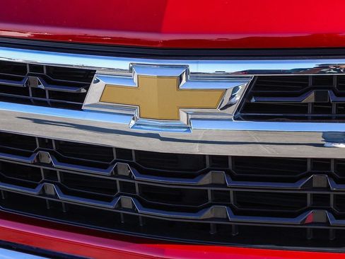 Used 2023 Chevrolet Silverado 1500 LT RWD image 6