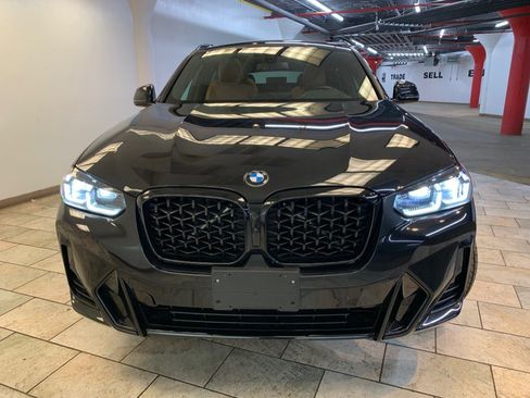Used 2023 BMW X4 xDrive30i w/ M Sport Package AWD/4WD image 5