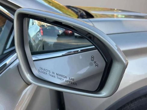 Used 2017 Lincoln MKC Reserve image 25