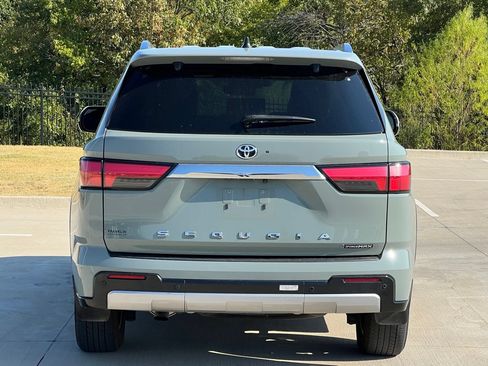 Used 2025 Toyota Sequoia Limited RWD image 4