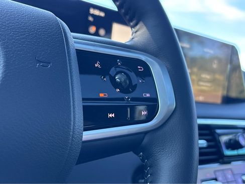 New 2026 Nissan Armada Platinum image 20