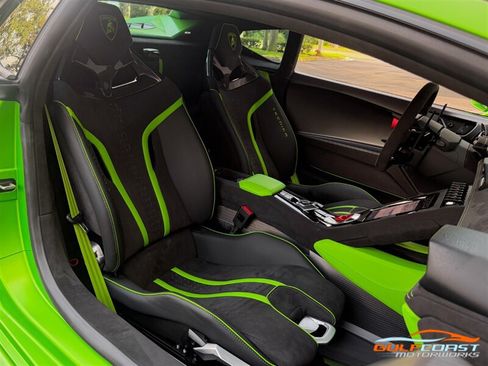 Used 2026 Lamborghini Temerario AWD/4WD image 29