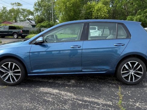Used 2016 Volkswagen Golf SE w/ Lighting Package FWD image 8