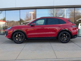 New 2026 Porsche Cayenne GTS video 2