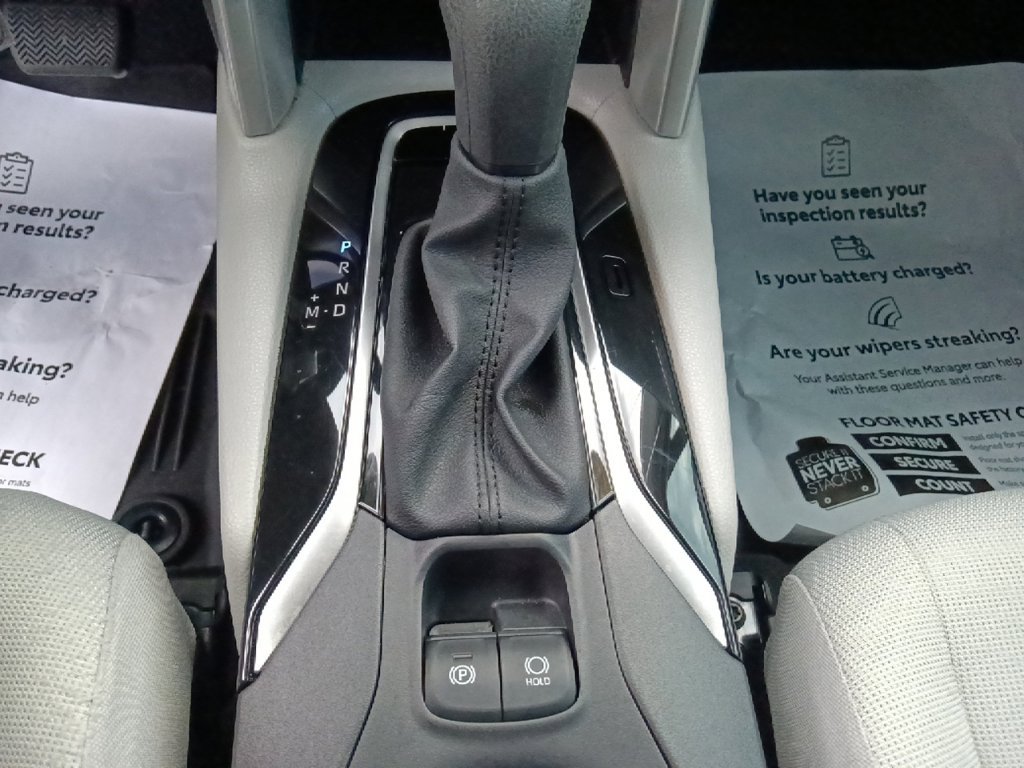 Used 2025 Toyota Corolla Cross L FWD image 24