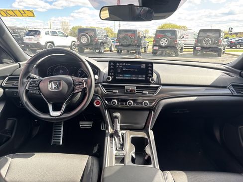 Used 2019 Honda Accord Sport image 27