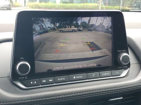Certified 2023 Nissan Rogue S FWD image 23