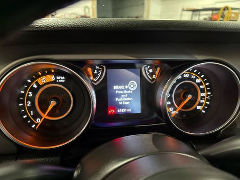 Used 2022 Jeep Wrangler Unlimited Sport AWD/4WD image 7