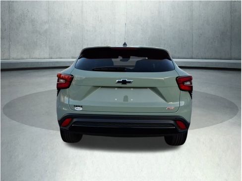 Used 2024 Chevrolet Trax RS w/ Driver Confidence Package image 20