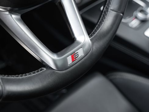 Used 2019 Audi SQ5 Prestige AWD/4WD image 13