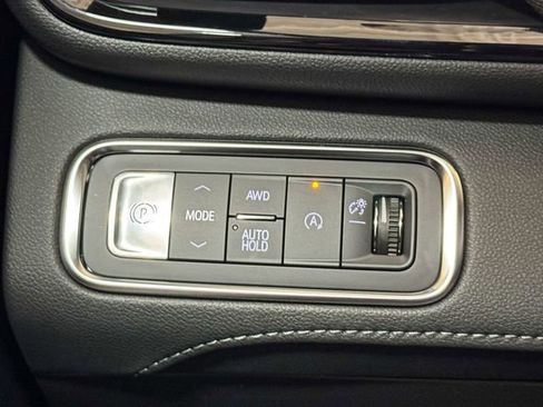 New 2025 Buick Enclave Preferred w/ Power Package image 41