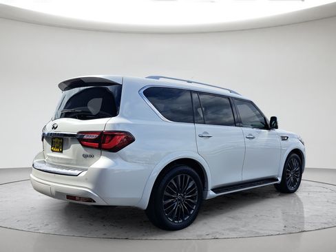 Used 2023 INFINITI QX80 Sensory w/ Cargo Package AWD/4WD image 10