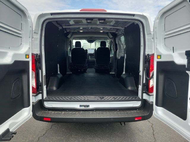 New 2026 Ford Transit 150 Low Roof w/ Load Area Protection Package RWD image 7