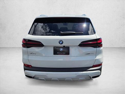 Certified 2024 BMW X5 xDrive50e w/ Executive Package AWD/4WD image 7
