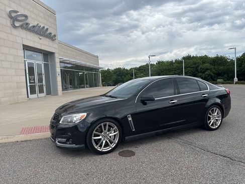 Used 2015 Chevrolet SS RWD image 1