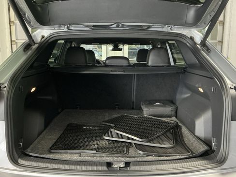 Used 2023 Volkswagen Atlas Cross Sport SEL R-Line AWD/4WD image 26