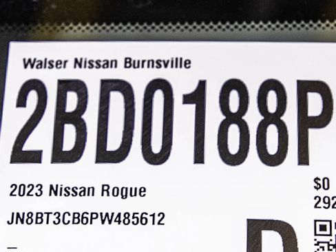Used 2023 Nissan Rogue SL AWD/4WD image 28