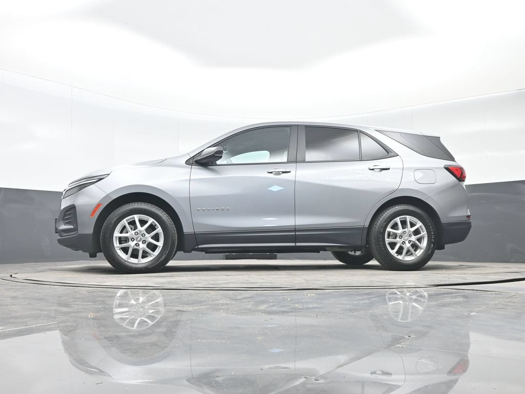 Used 2023 Chevrolet Equinox LS FWD image 36
