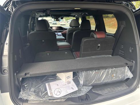 New 2026 INFINITI QX80 Autograph AWD/4WD image 30