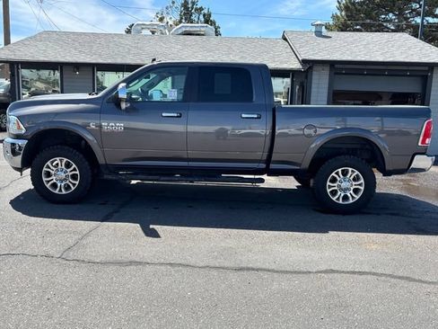 Used 2018 RAM 3500 Laramie w/ Protection Group AWD/4WD image 8