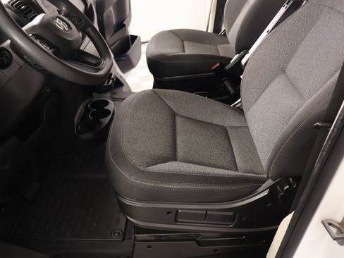 Used 2022 RAM ProMaster 3500 w/ Convenience Group FWD image 9
