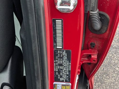 Used 2025 Kia K4 LXS image 32