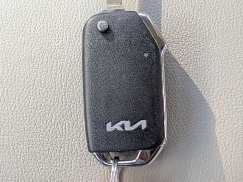 Used 2023 Kia Soul LX w/ Option Group 015 FWD image 26