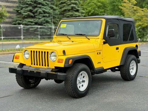 Used 2002 Jeep Wrangler X AWD/4WD image 10