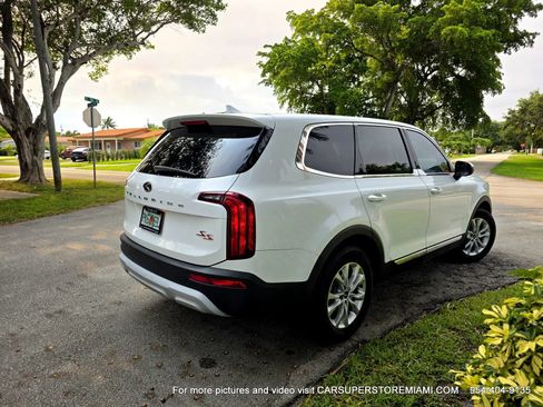 Used 2021 Kia Telluride LX FWD image 17
