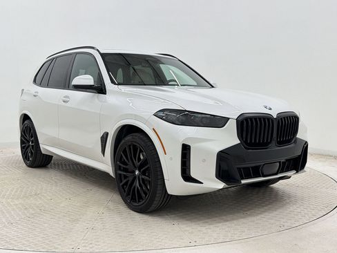 Certified 2024 BMW X5 xDrive40i w/ M Sport Package AWD/4WD image 7