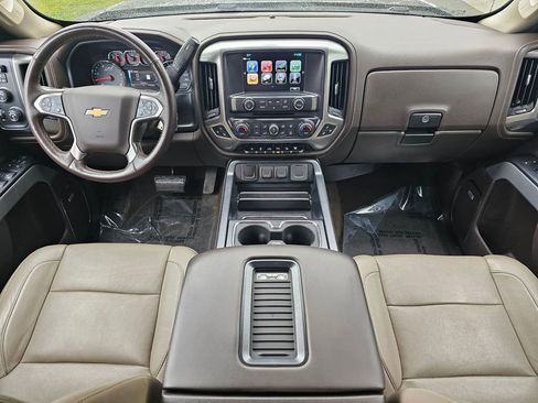 Used 2018 Chevrolet Silverado 3500 LTZ AWD/4WD image 17