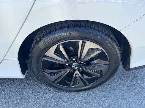 Used 2019 Honda Civic EX image 36