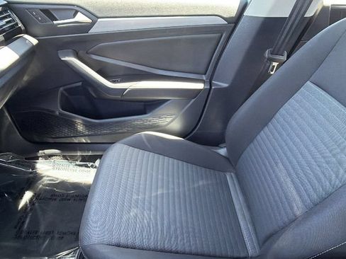 Used 2025 Volkswagen Jetta S FWD image 12
