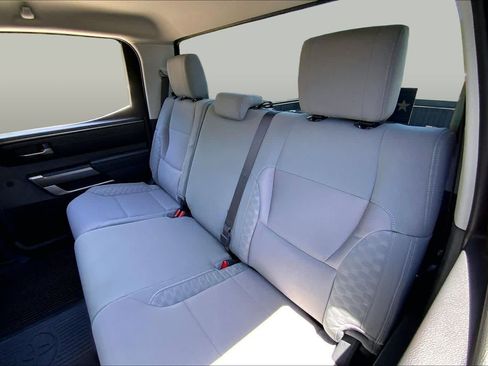 Used 2022 Toyota Tundra SR5 AWD/4WD image 20