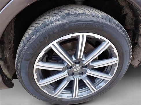 Used 2017 Audi Q7 3.0T Prestige AWD/4WD image 7