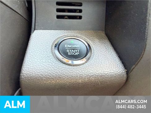 Used 2021 Ford Expedition XLT RWD image 24