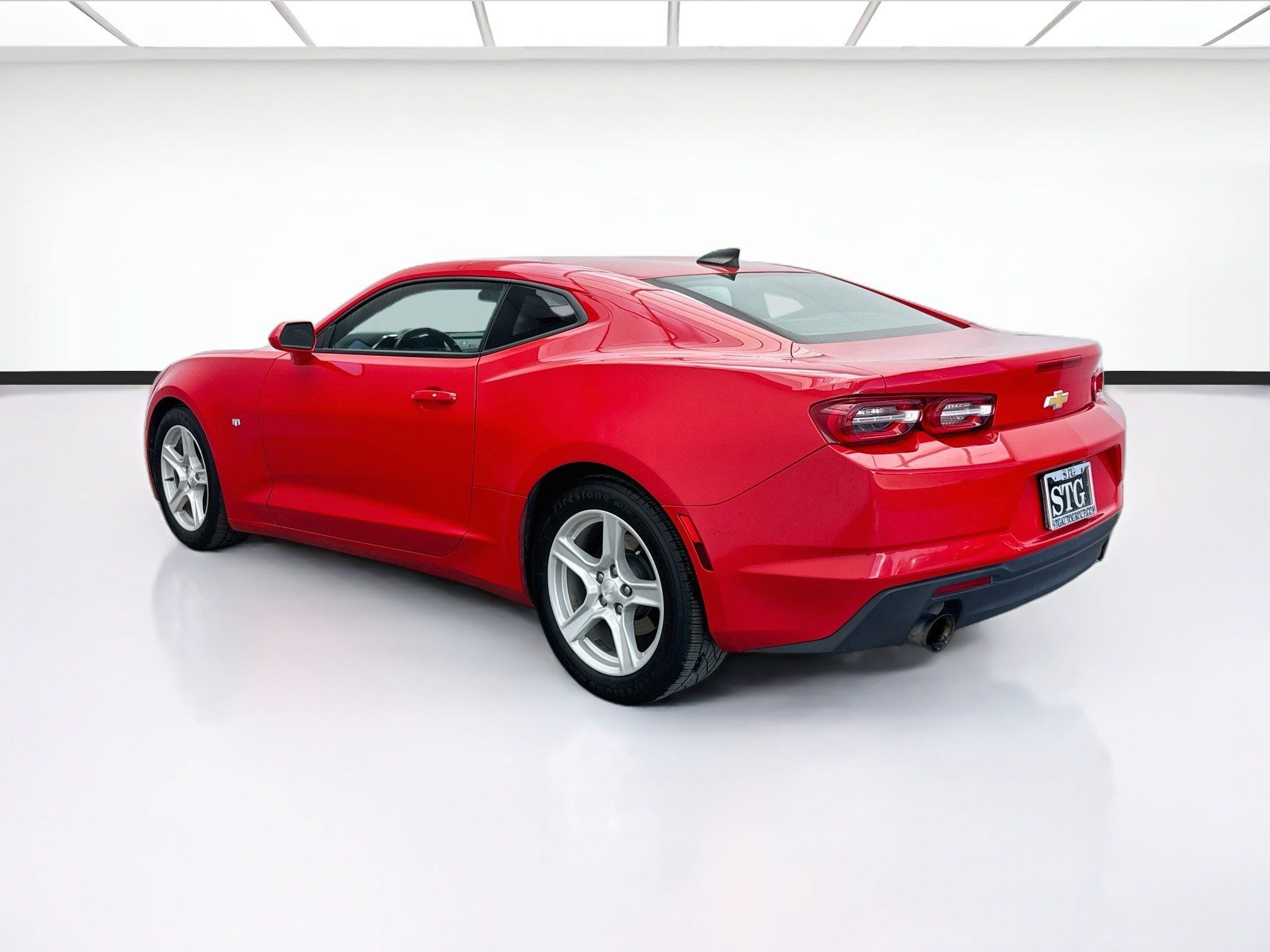 Used 2023 Chevrolet Camaro LT RWD image 6