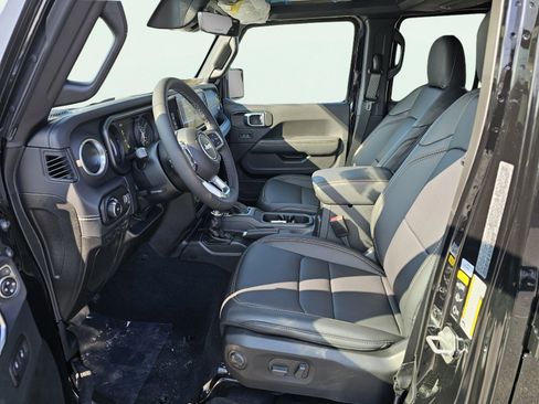 New 2026 Jeep Wrangler Sahara image 18