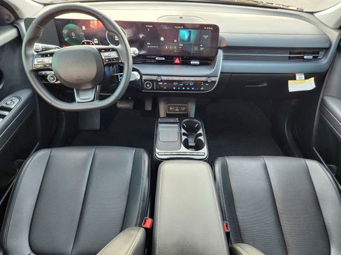 Used 2025 Hyundai Ioniq 5 SEL image 31