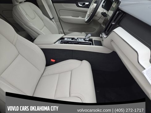 Used 2026 Volvo XC60 B5 Ultra w/ Protection Package Premier AWD/4WD image 14