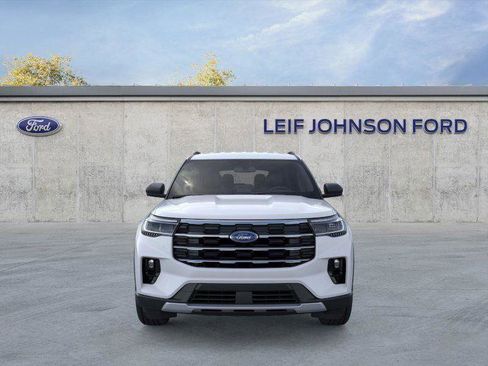 New 2026 Ford Explorer Active w/ Active Comfort Package RWD image 6