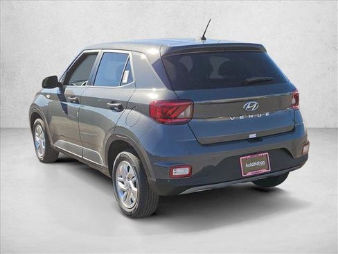 New 2026 Hyundai Venue SE FWD image 7