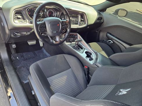 Used 2019 Dodge Challenger R/T Scat Pack RWD image 11