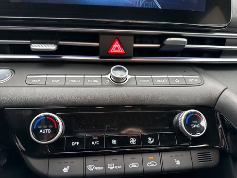 New 2026 Hyundai Elantra Limited FWD image 28
